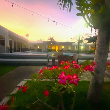 Villa Del Pueblo Inn Панглао Экстерьер фото