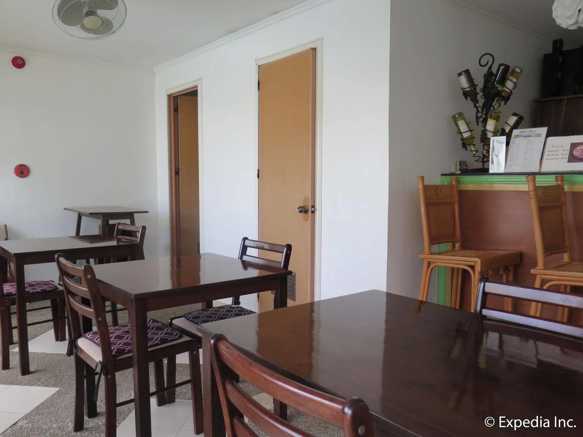 Villa Del Pueblo Inn Панглао Экстерьер фото